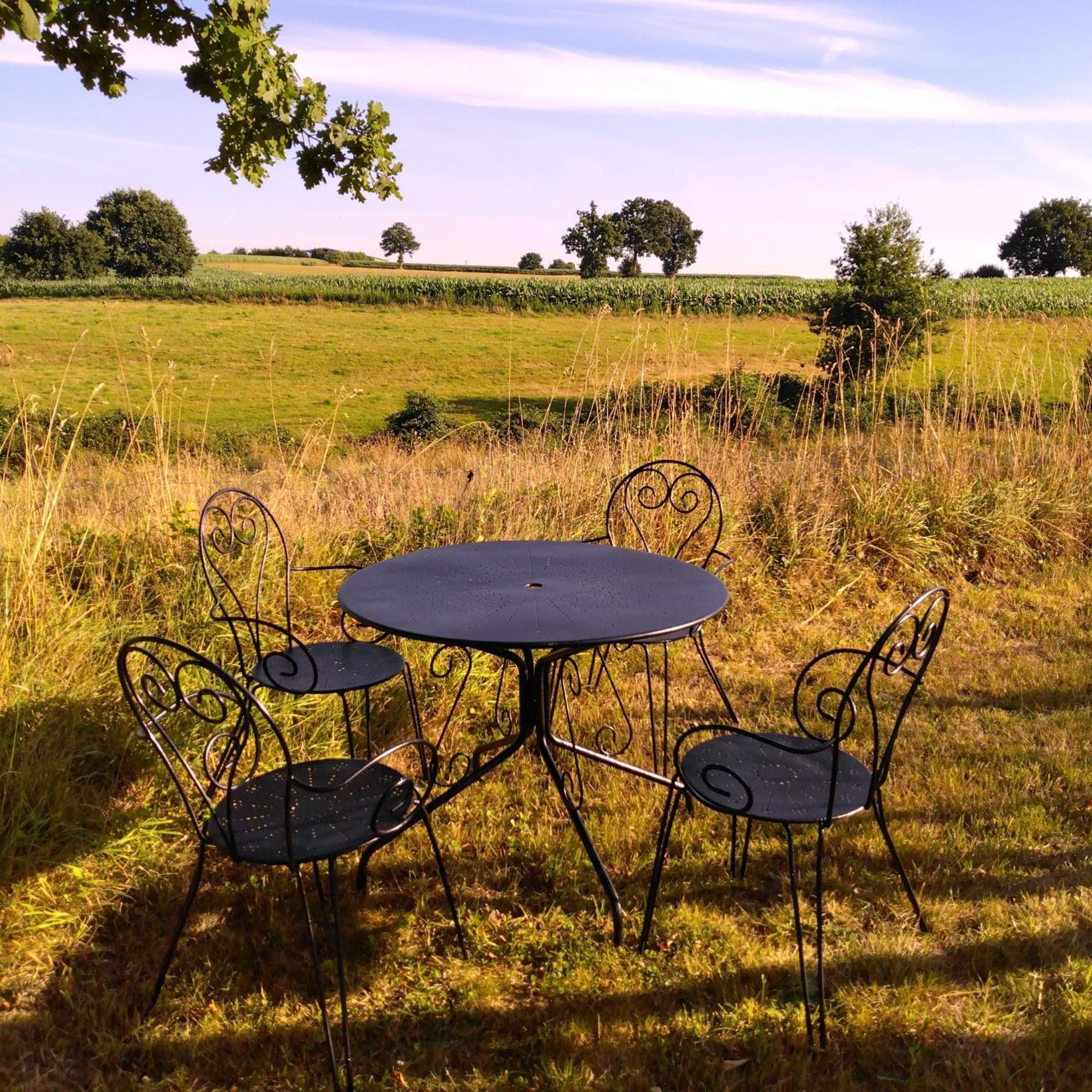 Saint-Georges-de-ReintembaultLe Jardin Des Oiseaux - Escapade Nature别墅 外观 照片